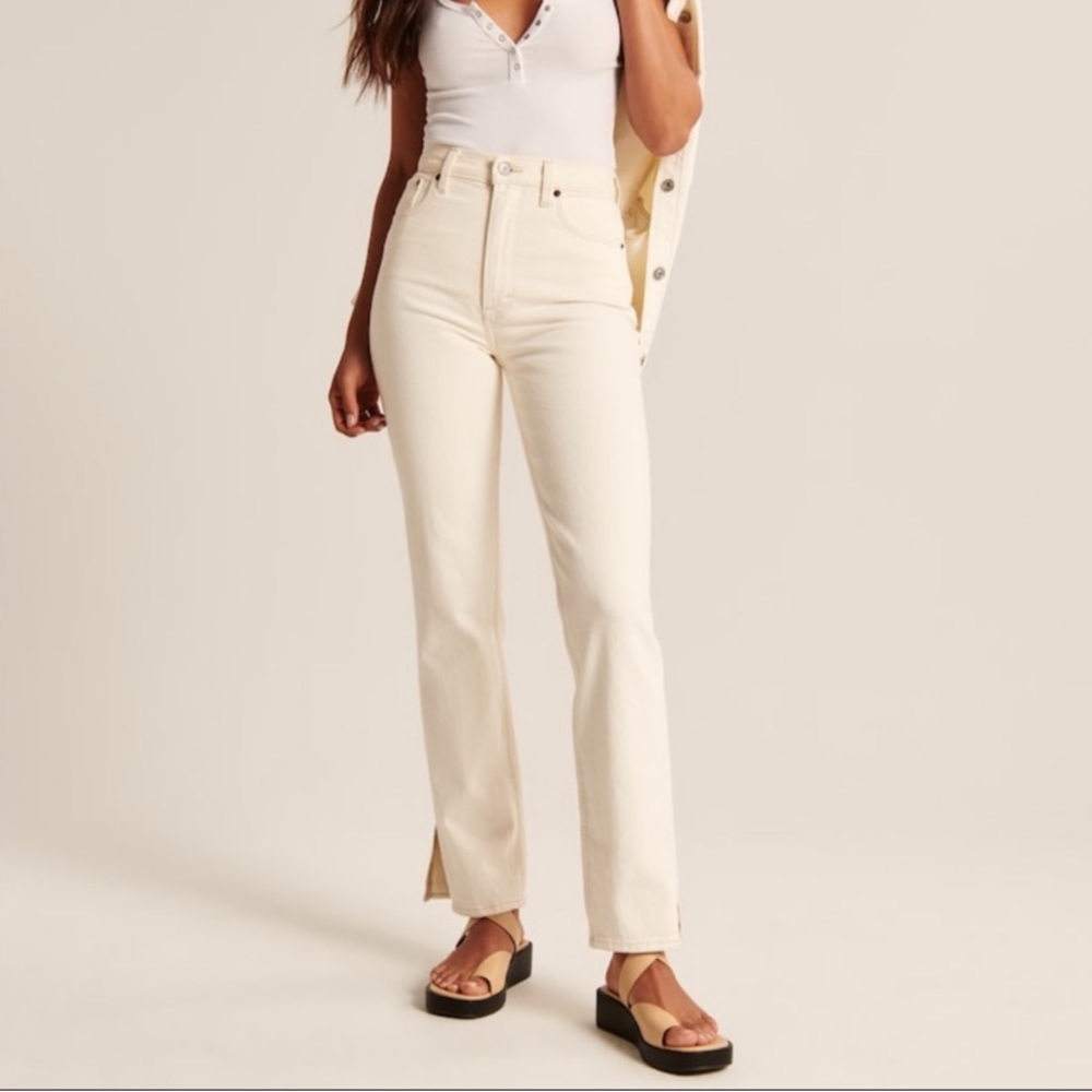 Abercrombie & Fitch Ultra High Rise 90s Straight Jeans - Cream